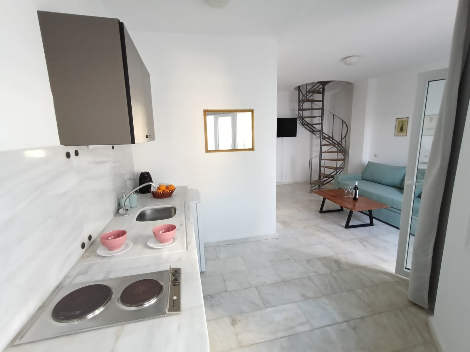 placeholder image sq